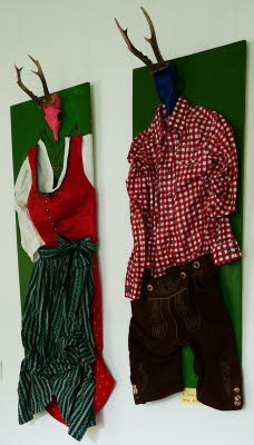 Tracht mal anders, Collage, 40 x 100 cm